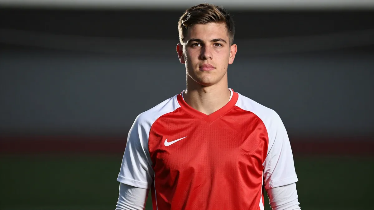 Bristol City Sign Wigan's Sam Tickle in Four-Year Deal